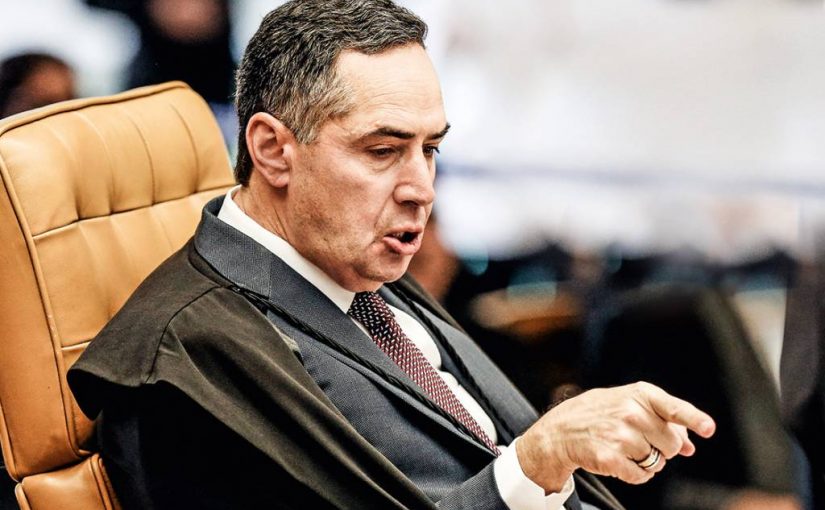 STF proíbe que Bolsonaro faça campanha contra isolamento