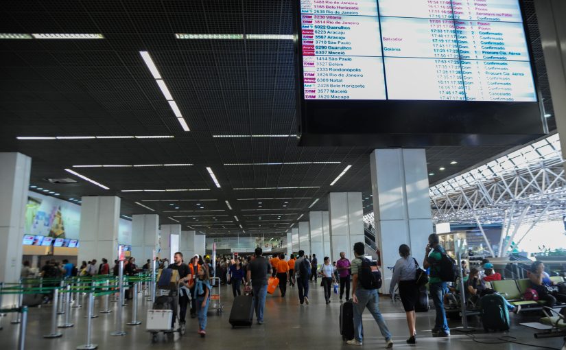 Quinze grupos devem participar do leilão de 22 aeroportos em abril