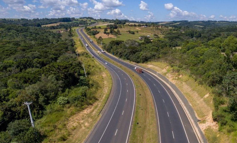 Paraná anuncia novo modelo de concessão de rodovias com menor tarifa