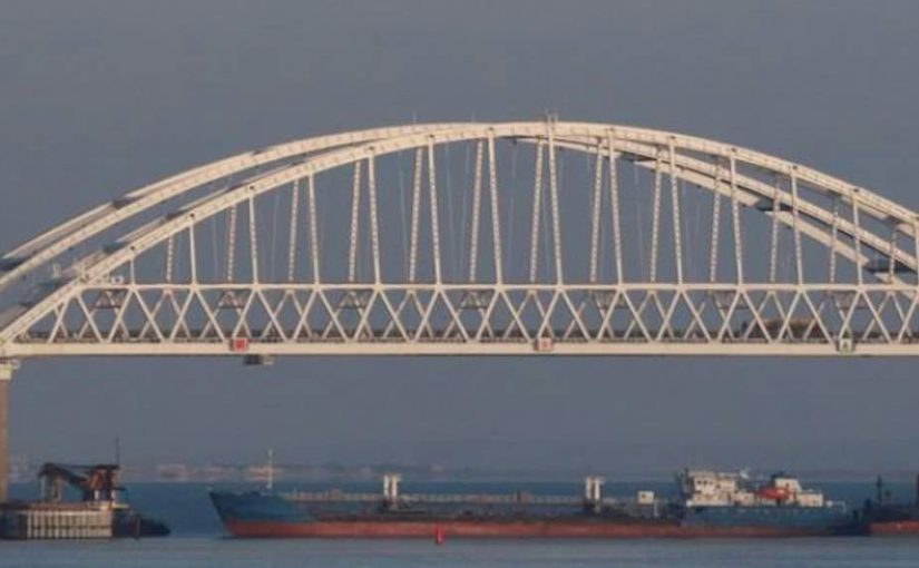 Ucrânia fecha seus portos no Mar Negro e em Azov